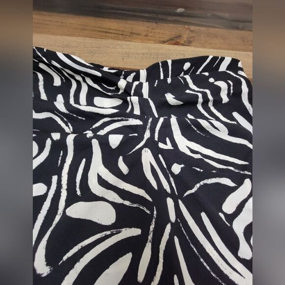 Nine West Side Ruched Midi Skirt Zebra Print Side Zipper Pencil Unlined Size XL - Picture 2 of 7